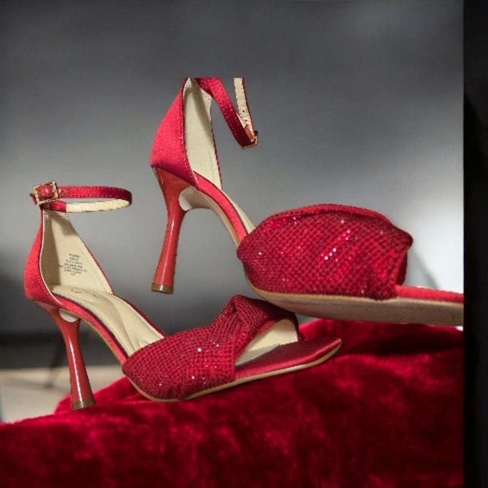 Jessica Simpson Elegant Red Women's Heels- Size 8m - Picture 2 of 7